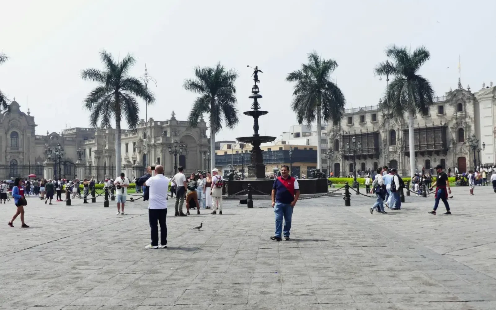 lima by fernando-suclupe-acosta-TpqCyG1g8es-unsplash (Medium)_incaexplorer