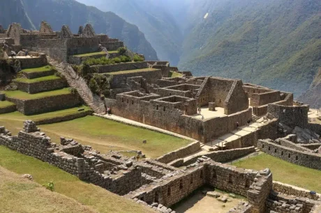 machupicchu by meg-von-haartman-apClgBvV1_I-unsplash (Medium)_incaexplorer